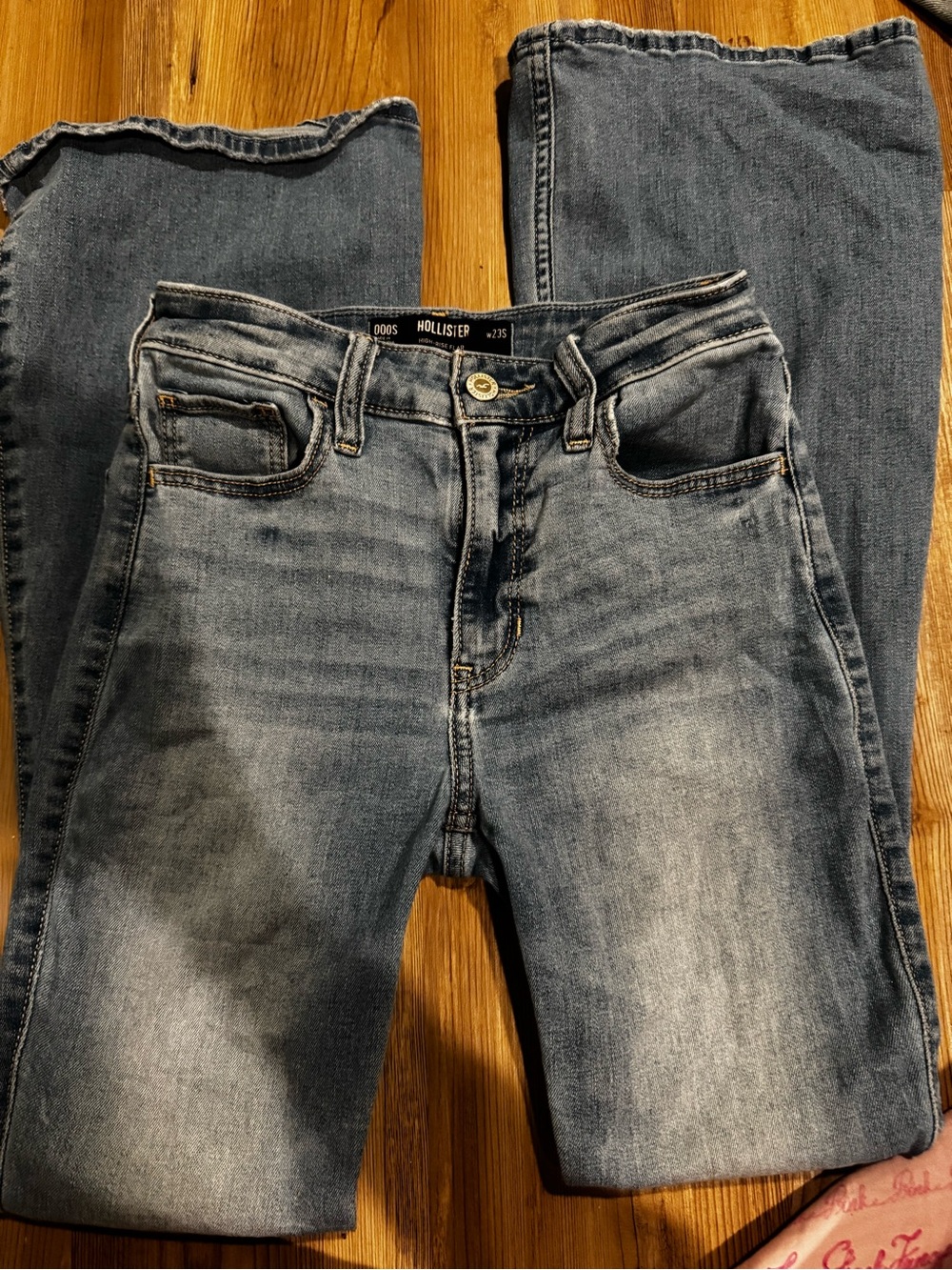 Hollister Men's Slim Straight Washed Blue Jeans